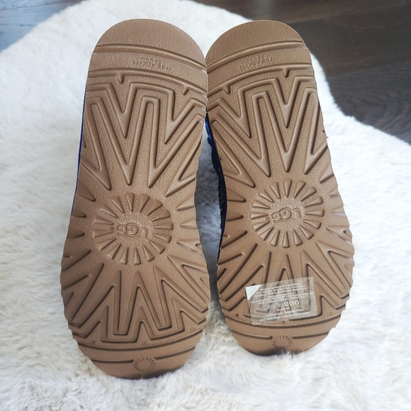 Ugg Mermaid Cosmic Multicolored Sequin Boots - Picture 10 of 12